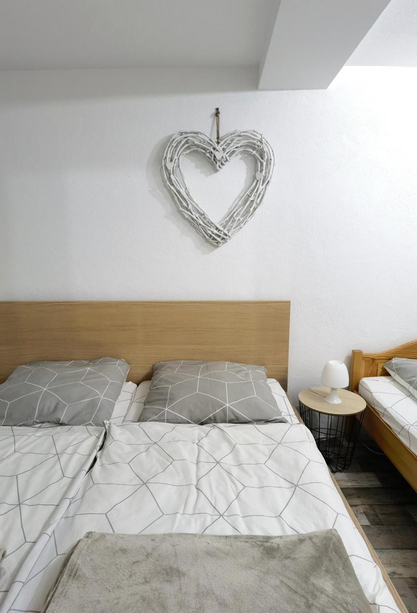 Ferienwohnung - Appartement "Painted Horse" Im Herzen Des Pfaelzer Waldes Reichenbach-Steegen Bagian luar foto